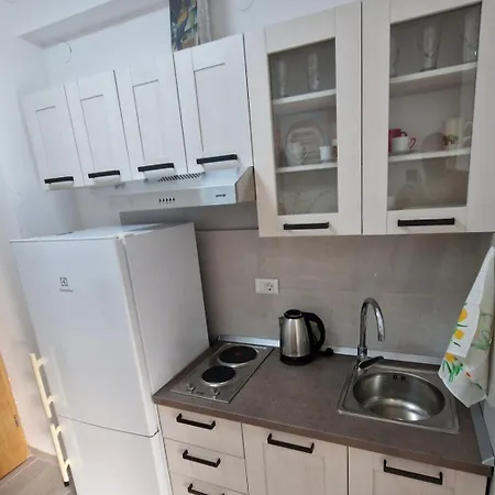 Deniza 2 Guests Apartman